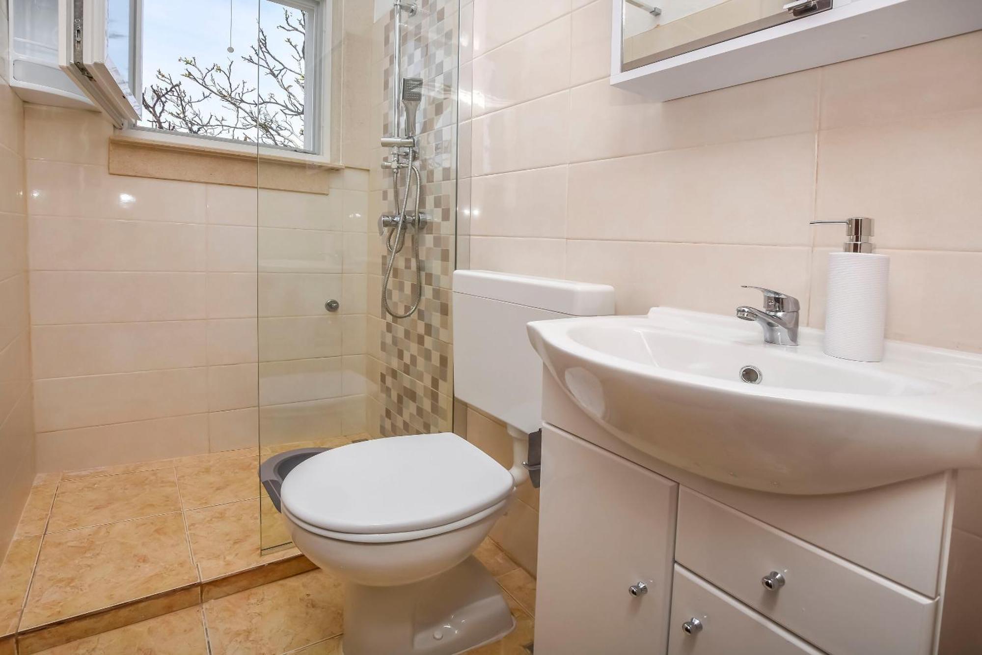 Apartments Zivana 罗戈兹尼察 外观 照片