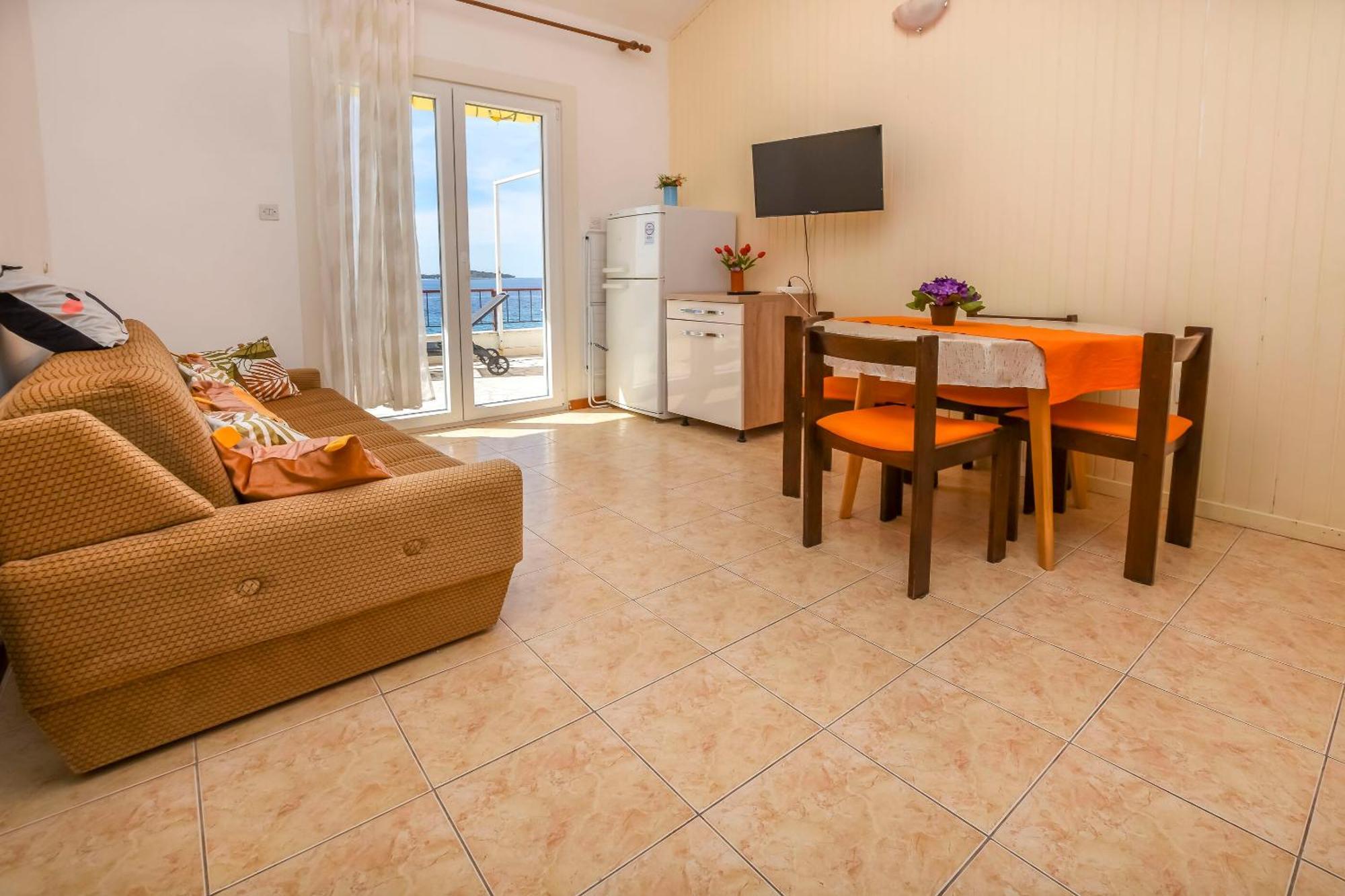 Apartments Zivana 罗戈兹尼察 外观 照片