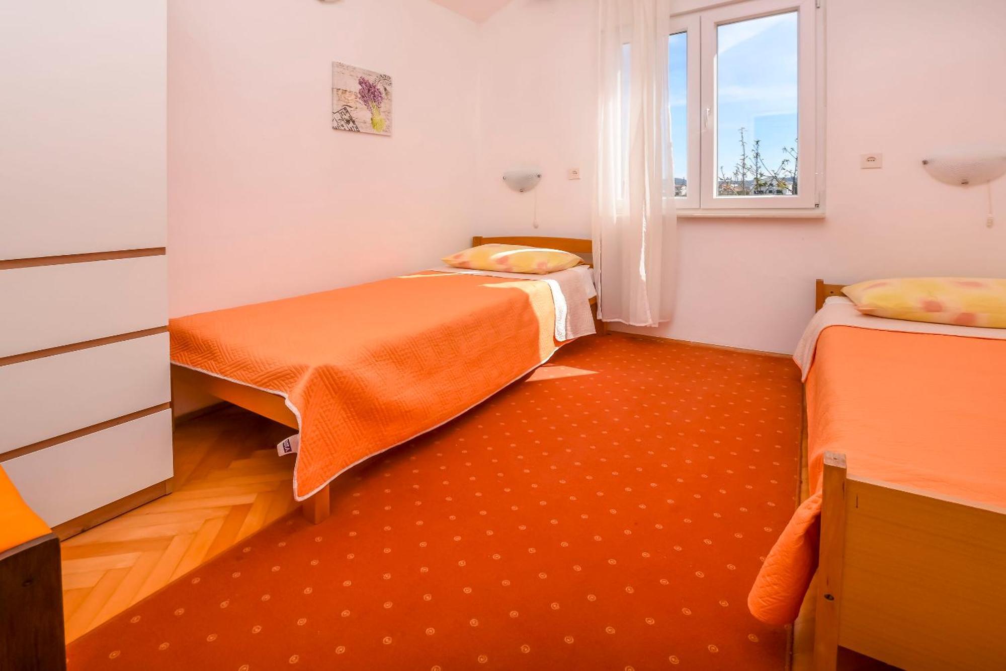 Apartments Zivana 罗戈兹尼察 外观 照片
