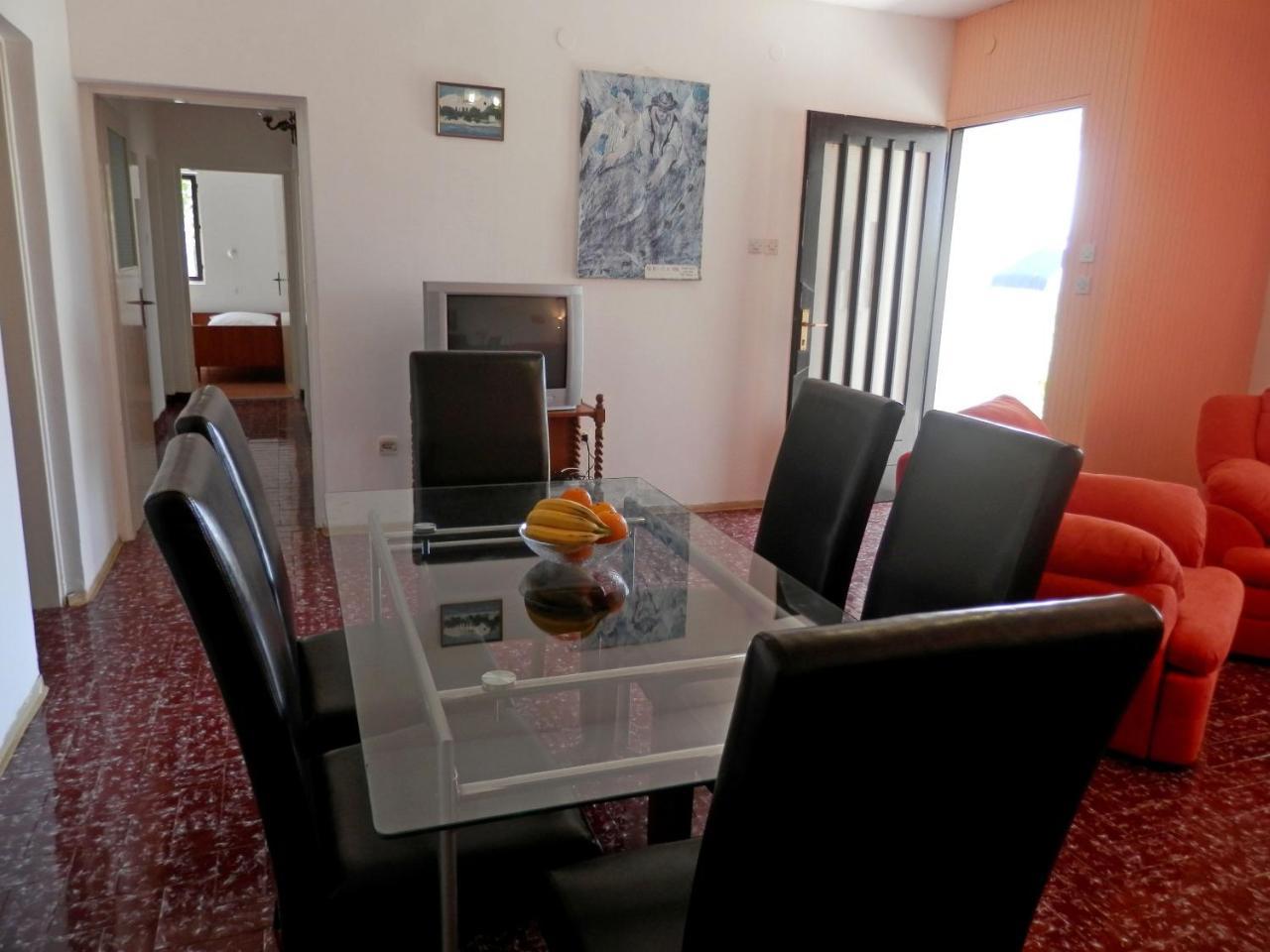 Apartments Zivana 罗戈兹尼察 外观 照片